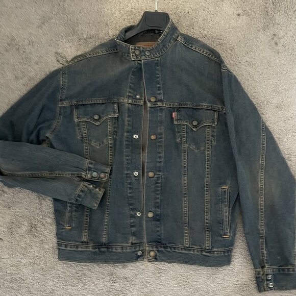Fresh Denim! Levis 70550 Jacket in Great Condition - Picture 1 of 6